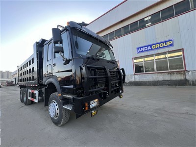 Truk Dump 10 Roda Bekas